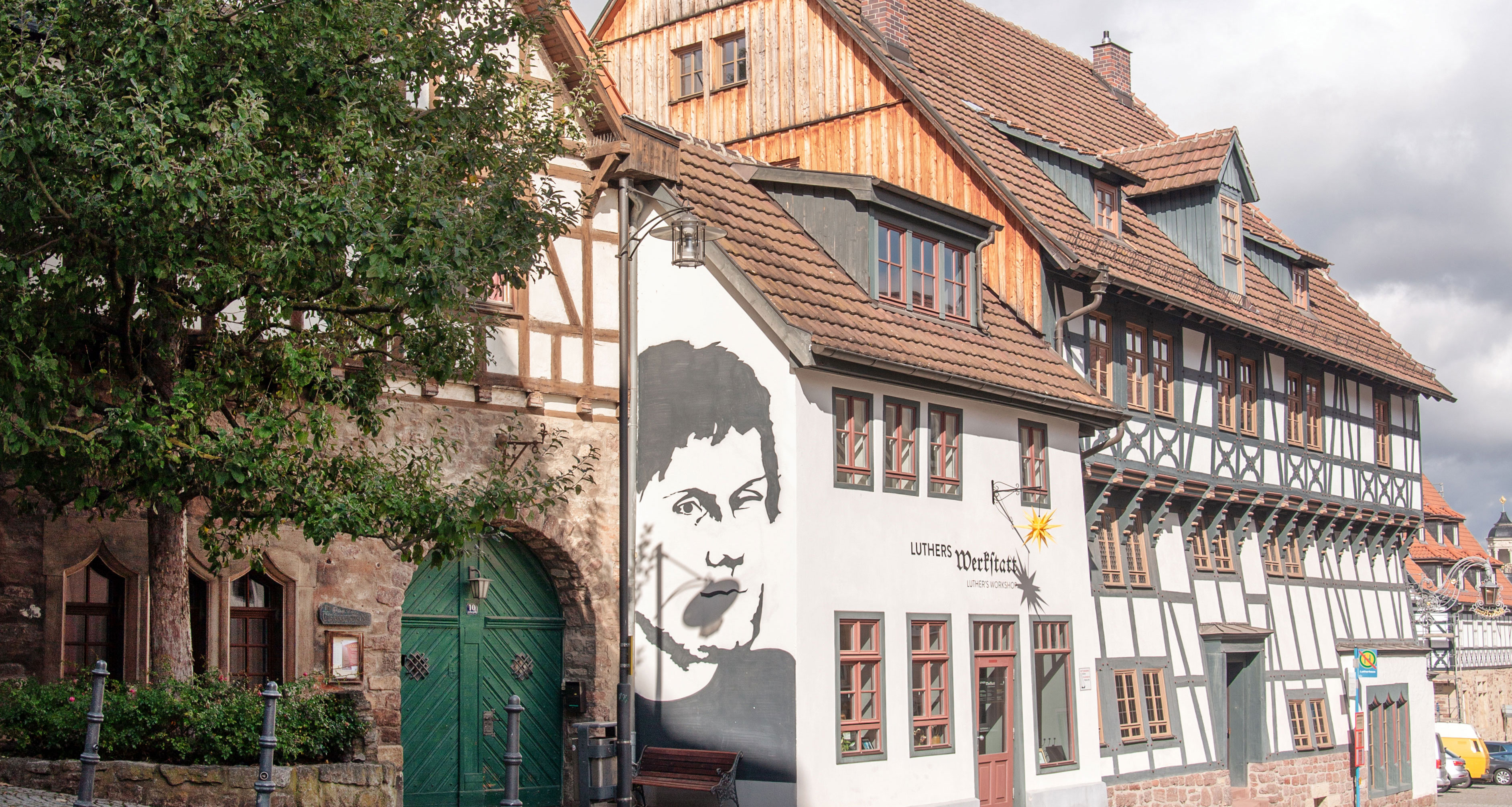 Luthers Apfelbäumchen am Lutherhaus Eisenach