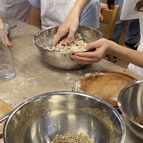 backen im Mittelalter, Speisen im Mittelalter, Ferienworkshop Lutherhaus Eisenach